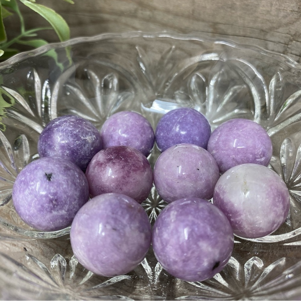 LEPIDOLITE Mini Spheres